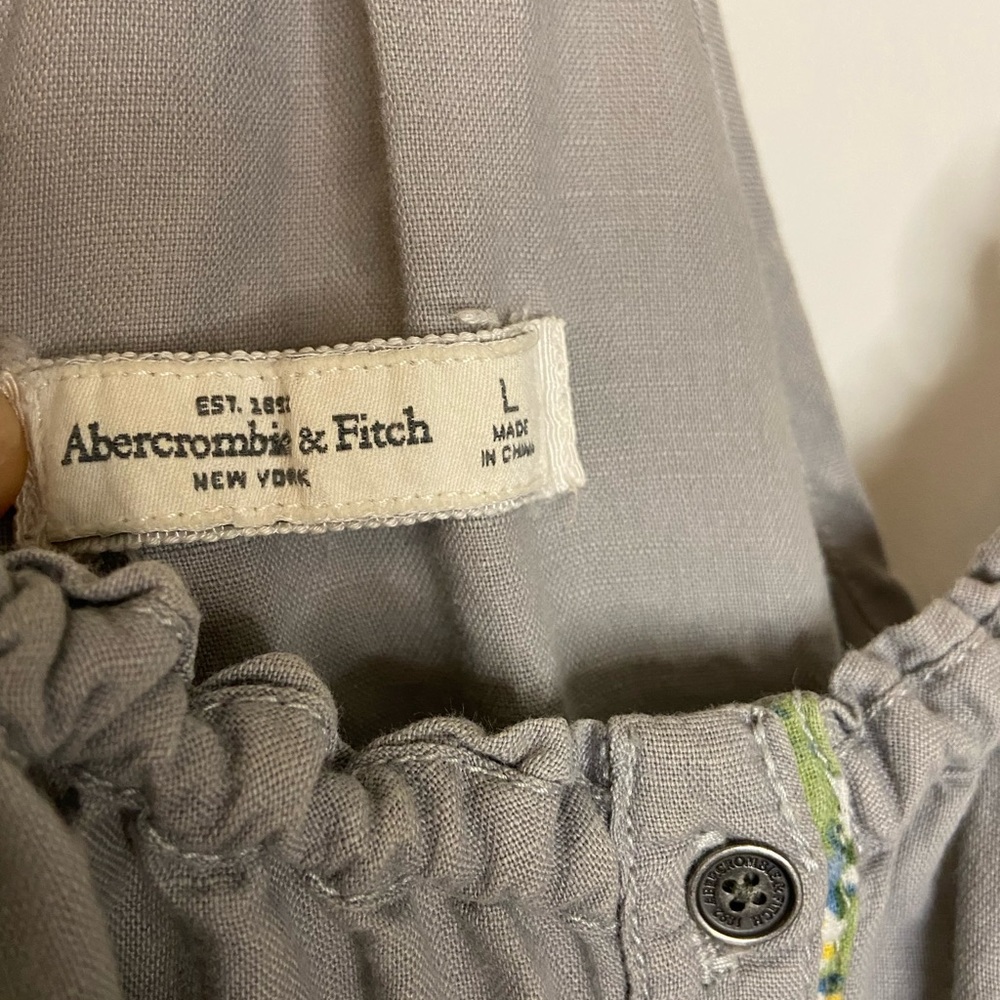 2 in 1 Abercrombie & Fitch Shorts Romper - Picture 4 of 6